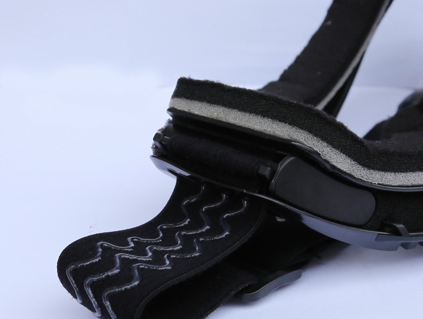 1080P  HD Camera with Ski-Sunglass Goggles with Black Double Anti-Fog Lens for Ski/Transparent Lens for Moto Battery Built-in