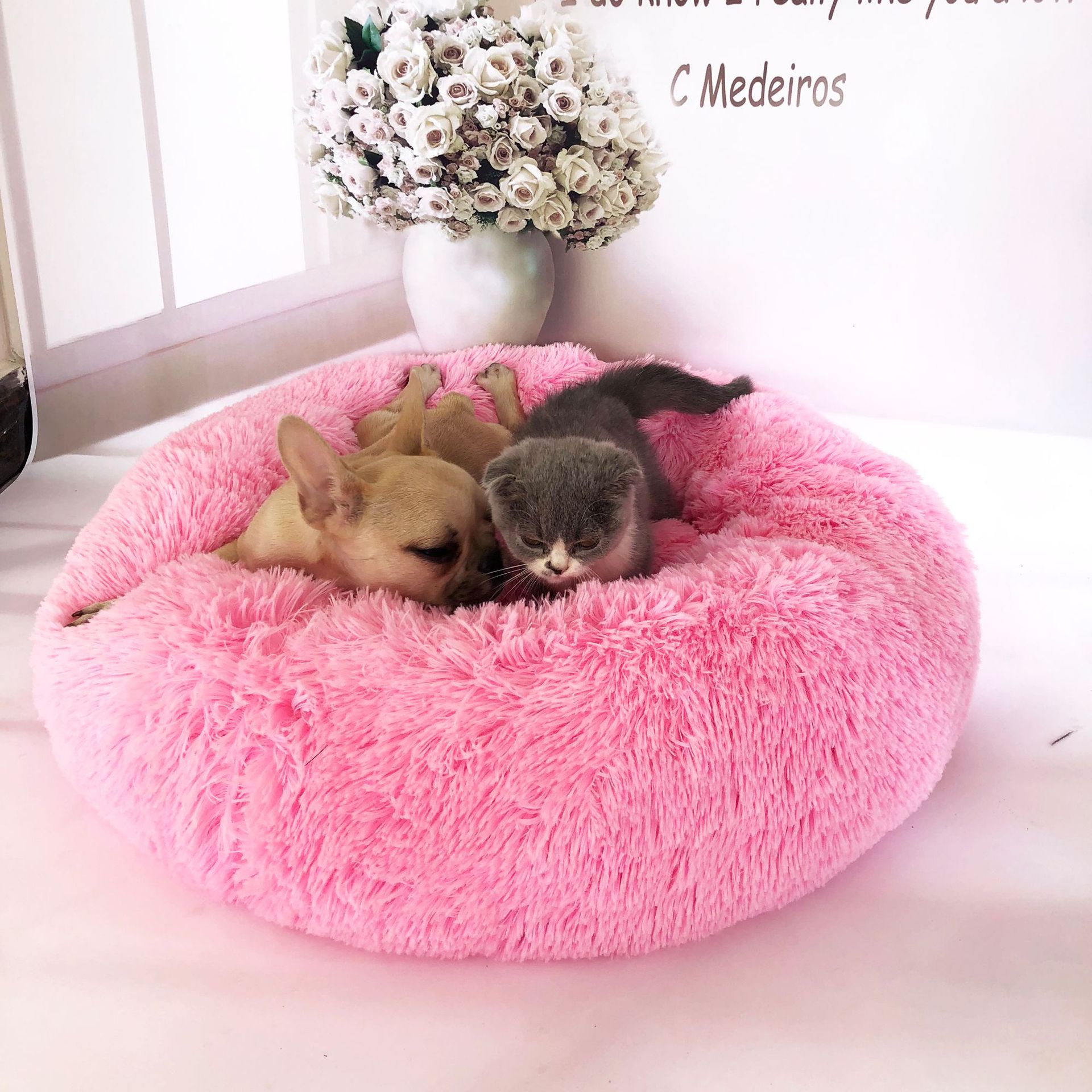 Luxury Soft Plush Dog Bed Round Shape Sleeping Bag Kennel Cat Puppy Sofa Bed Pet House Winter Warm Beds Cushion Superior Comfort